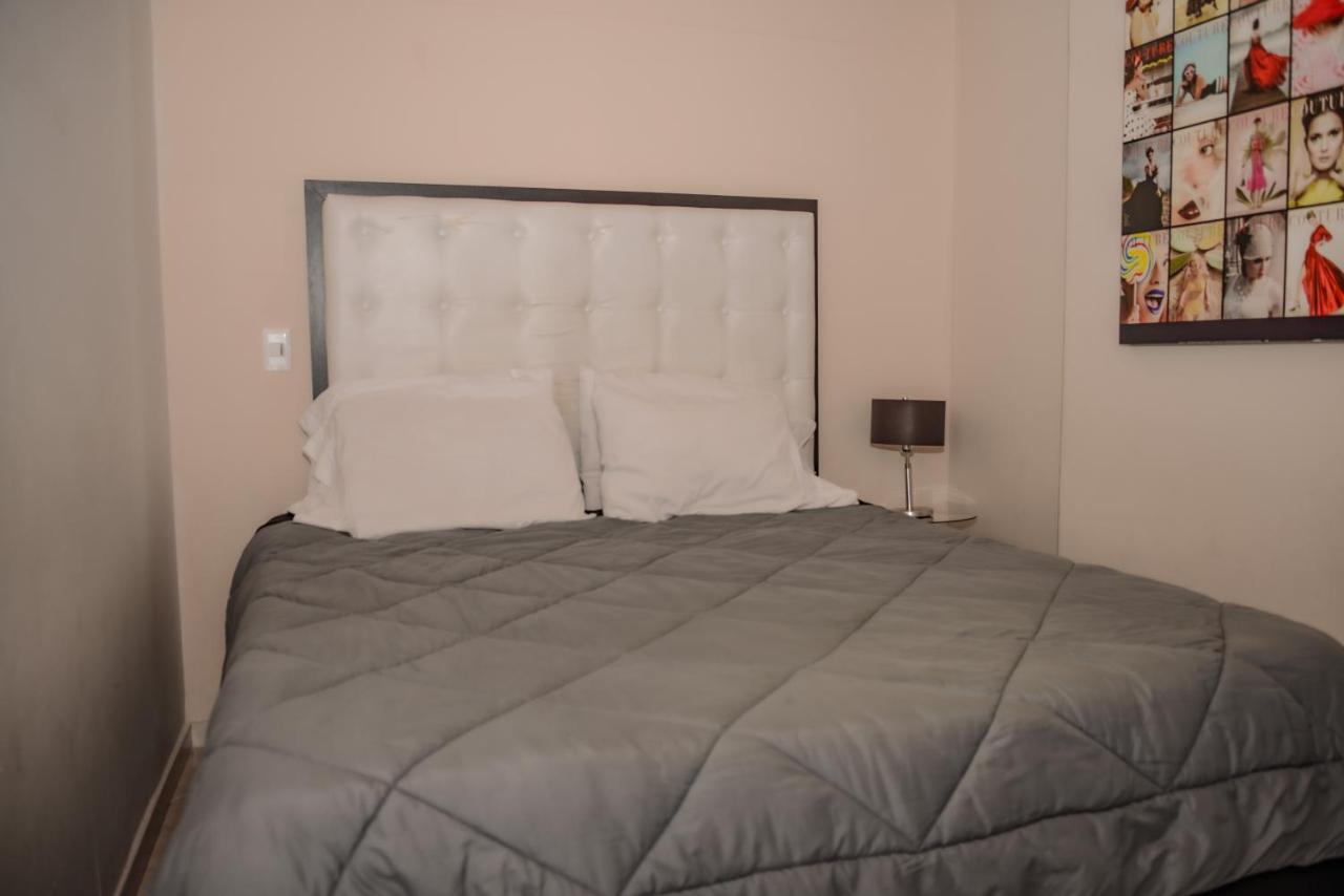 Poblado Brownstone Apartment Medellin Bagian luar foto