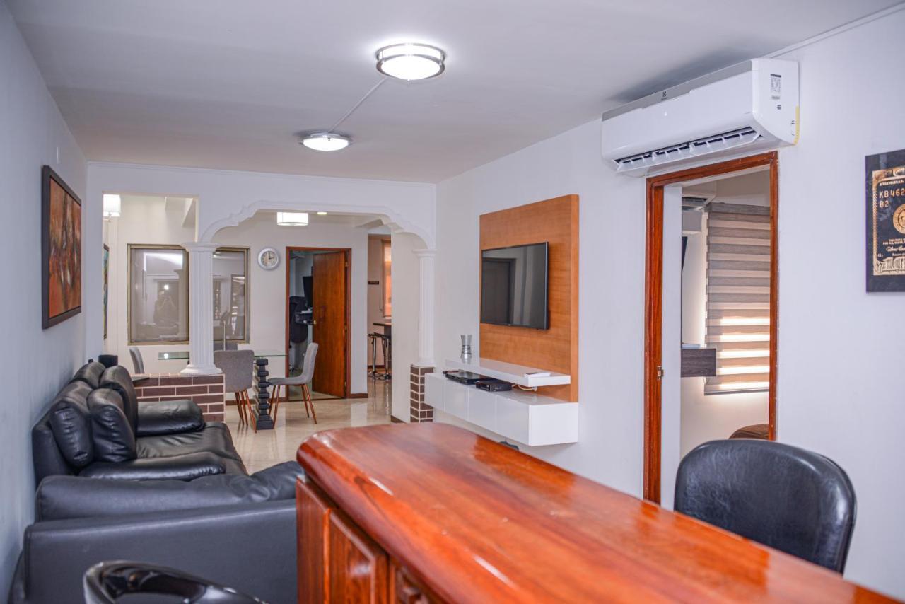 Poblado Brownstone Apartment Medellin Bagian luar foto