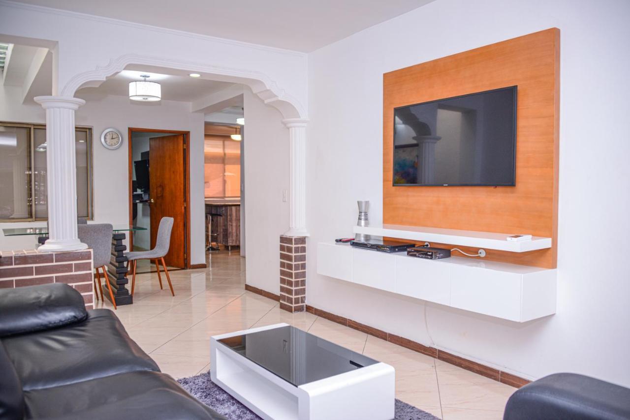 Poblado Brownstone Apartment Medellin Bagian luar foto